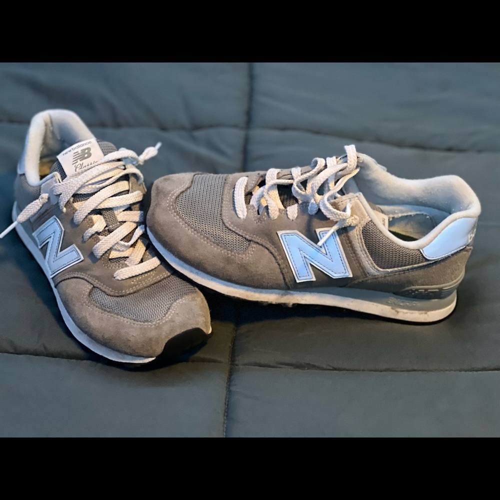 New Balance 574 Core Mens size 8.5 Women’s 10